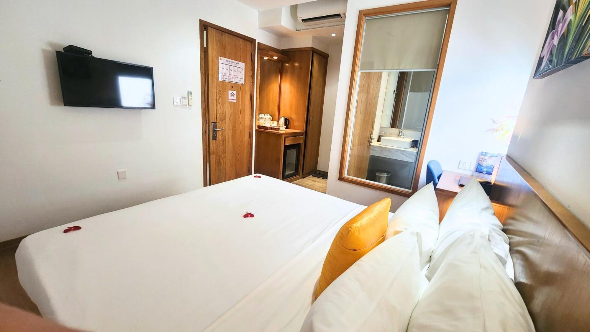 Cordial Beach Hotel Дананг Экстерьер фото